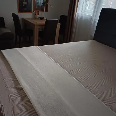 Fontana Cozy Apartment Near Danube River Belgrado Esterno foto